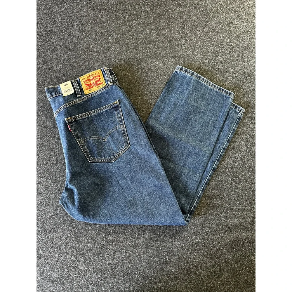 Levis 550 Relaxed Fit Mens Jeans 38x30 Medium Wash Blue Denim 00550-4886 NEW